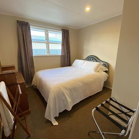 Birch Court - Harakeke Apartman Whanganui Kültér fotó